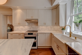 379 Huron St, Toronto, ON M5S 2G5, Canada, ,  