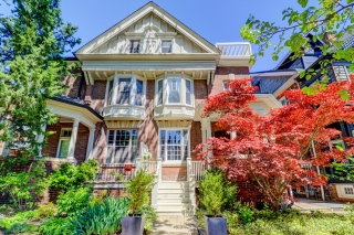 379 Huron St, Toronto, ON M5S 2G5, Canada, ,  