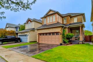 59 Sandford Crescent, Whitby, ON L1R 2R9, Canada, ,  