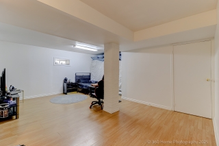 576 Pinder Ave, Newmarket, ON L3X 2A3, Canada, ,  