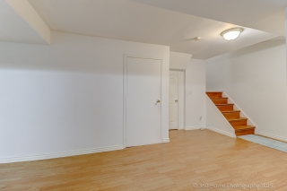576 Pinder Ave, Newmarket, ON L3X 2A3, Canada, ,  
