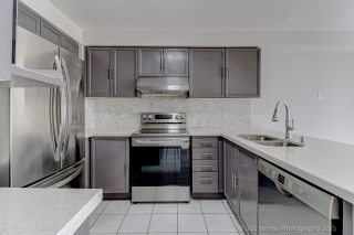 3595 Cherrington Crescent, Mississauga, ON L5L 5C5, Canada, ,  
