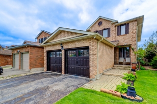 3595 Cherrington Crescent, Mississauga, ON L5L 5C5, Canada, ,  