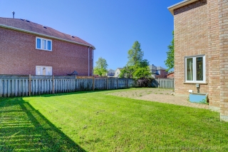 80 Eyer Dr, Markham, ON L6C 1S3, Canada, ,  
