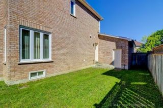 80 Eyer Dr, Markham, ON L6C 1S3, Canada, ,  