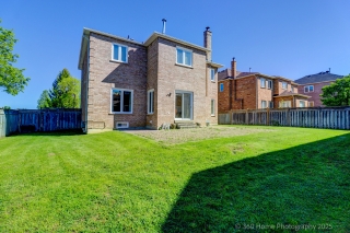 80 Eyer Dr, Markham, ON L6C 1S3, Canada, ,  