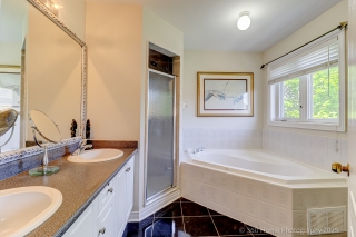 22 Karta Ct, Woodbridge, ON L4L 9N3, Canada, ,  