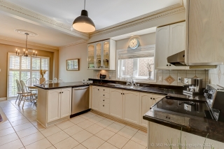 22 Karta Ct, Woodbridge, ON L4L 9N3, Canada, ,  