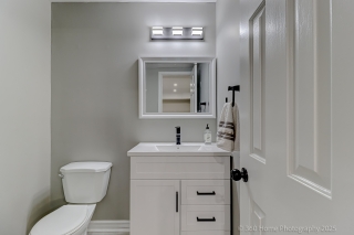 Unit J11-1657 Nash Rd, Clarington, ON L1E 1S8, Canada, ,  