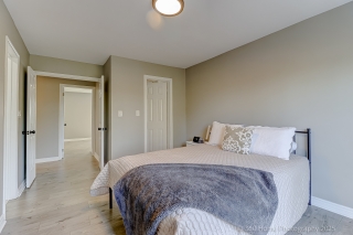 Unit J11-1657 Nash Rd, Clarington, ON L1E 1S8, Canada, ,  