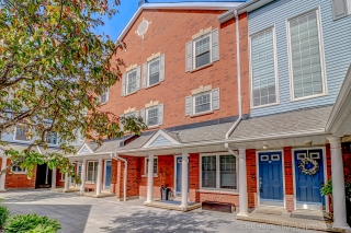 Unit J11-1657 Nash Rd, Clarington, ON L1E 1S8, Canada, ,  
