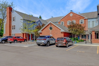 Unit J11-1657 Nash Rd, Clarington, ON L1E 1S8, Canada, ,  