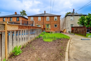 74 Cliff St, York, ON M6N 4M1, Canada, ,  