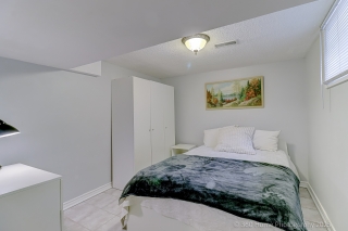 74 Cliff St, York, ON M6N 4M1, Canada, ,  