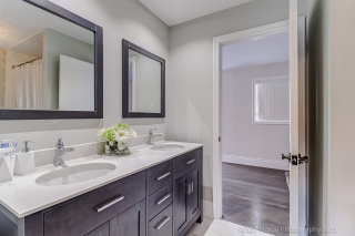 27 Glacier Ct, Vaughan, ON L6A 2V3, Canada, ,  