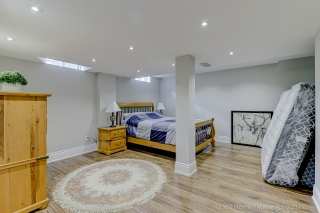27 Glacier Ct, Vaughan, ON L6A 2V3, Canada, ,  