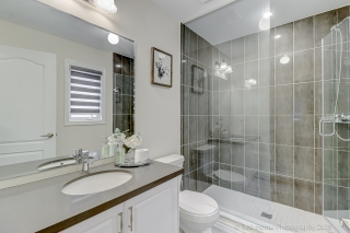 243 Danny Wheeler Blvd, Georgina, ON L4P 0J8, Canada, ,  