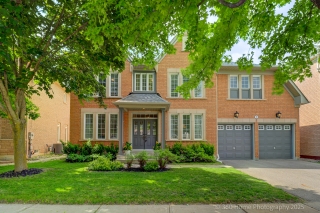9 Tarmack Dr, Richmond Hill, ON L4E 0E6, Canada, ,  