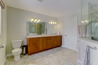 9 Tarmack Dr, Richmond Hill, ON L4E 0E6, Canada, ,  