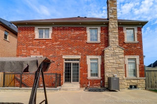 84 John Carroll Dr, Brampton, ON L6P 0H7, Canada, ,  