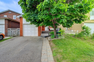 19 Tralee St, Brampton, ON L6Z 2Z6, Canada, ,  