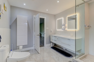 90 Hidden Trail Ave, Richmond Hill, ON L4C 0H1, Canada, ,  