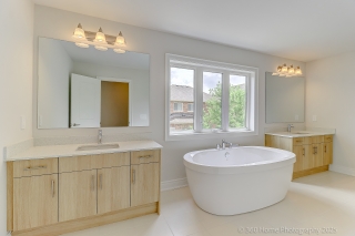 49 Bostock Dr, Georgina, ON L4P 0B7, Canada, ,  