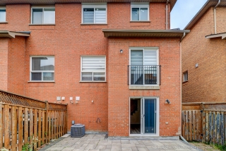 17 McCaul St, Markham, ON L6C 2E5, Canada, ,  