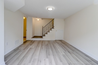 17 McCaul St, Markham, ON L6C 2E5, Canada, ,  