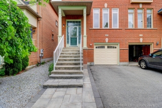 17 McCaul St, Markham, ON L6C 2E5, Canada, ,  