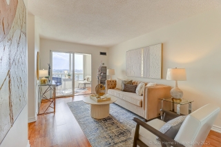 Unit 1909-155 Hillcrest Ave, Mississauga, ON L5B 3Z2, Canada, ,  