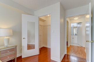 Unit 1909-155 Hillcrest Ave, Mississauga, ON L5B 3Z2, Canada, ,  