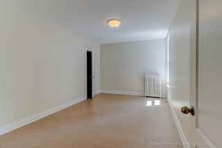 3Rd-2387 Queen St E, Toronto, ON M4E 1H5, Canada, ,  