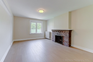 3Rd-2387 Queen St E, Toronto, ON M4E 1H5, Canada, ,  