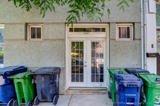 3Rd-2387 Queen St E, Toronto, ON M4E 1H5, Canada, ,  