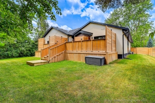 17 Chinook Dr, Nobleton, ON L0G 1N0, Canada, ,  
