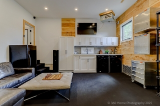 17 Chinook Dr, Nobleton, ON L0G 1N0, Canada, ,  