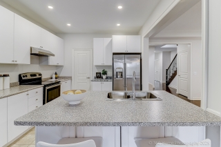 16 Beechborough Cres, East Gwillimbury, ON L9N 0L6, Canada, ,  