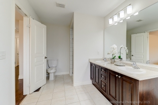 16 Beechborough Cres, East Gwillimbury, ON L9N 0L6, Canada, ,  