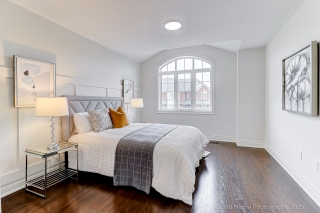 16 Beechborough Cres, East Gwillimbury, ON L9N 0L6, Canada, ,  