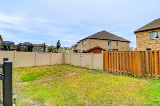 16 Beechborough Cres, East Gwillimbury, ON L9N 0L6, Canada, ,  