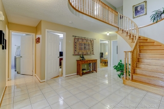 262 Savage Rd, Newmarket, ON L3X 1S1, Canada, ,  