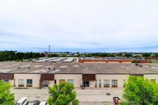 Unit 526-60 Fairfax Crescent, Scarborough, ON M1L 0E1, Canada, ,  