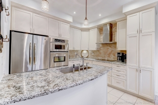 91 Florence Dr, Whitby, ON L1R 0K4, Canada, ,  