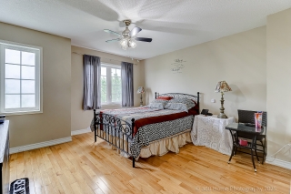 523 Rossland Rd E, Ajax, ON L1Z 0K8, Canada, ,  