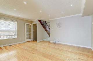 1319 Inuit Trail, Mississauga, ON L5N 7R4, Canada, ,  