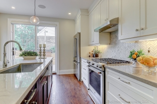 465 Pape Ave, Toronto, ON M4K 3P6, Canada, ,  