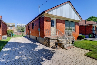 289 Thirtieth St, Etobicoke, ON M8W 3E4, Canada, ,  