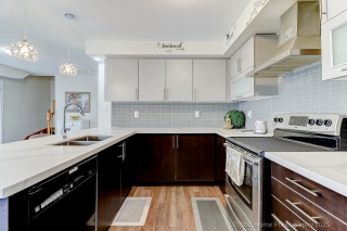 49 Golden Springs Dr, Brampton, ON L7A 0C7, Canada, ,  