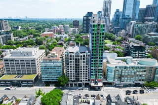 Unit 803-99 Avenue Rd, Toronto, ON M5R 2G5, Canada, ,  